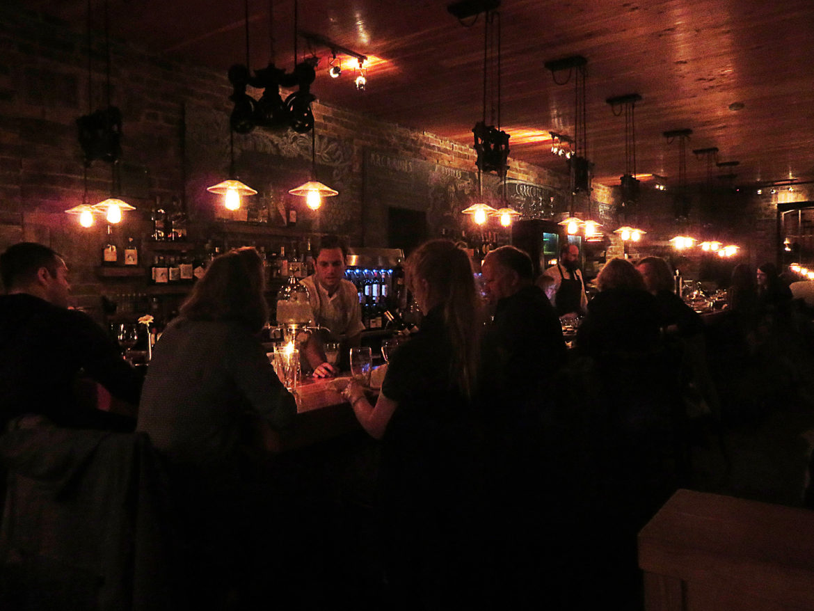 dining solo in victoria