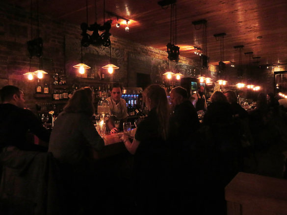 dining solo in victoria